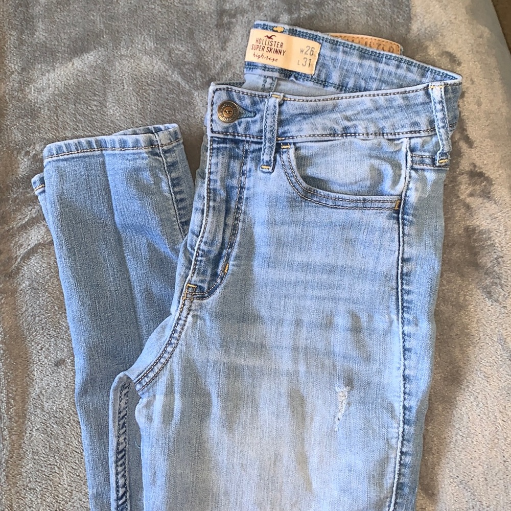 Hollister jeans